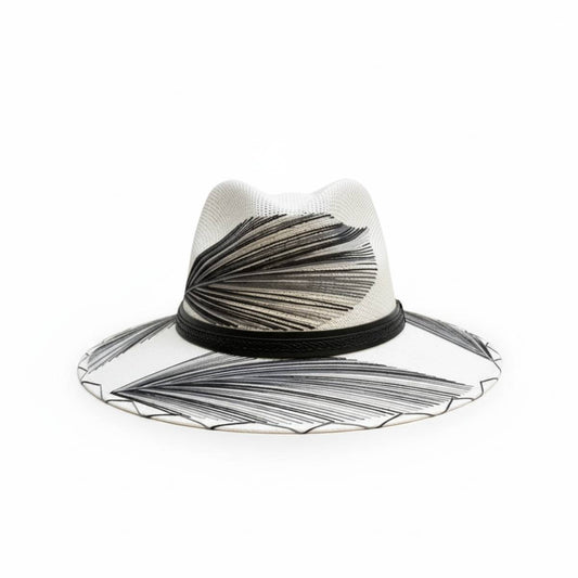 Chisme Lifestyle Pluma Embroidered Hat Black